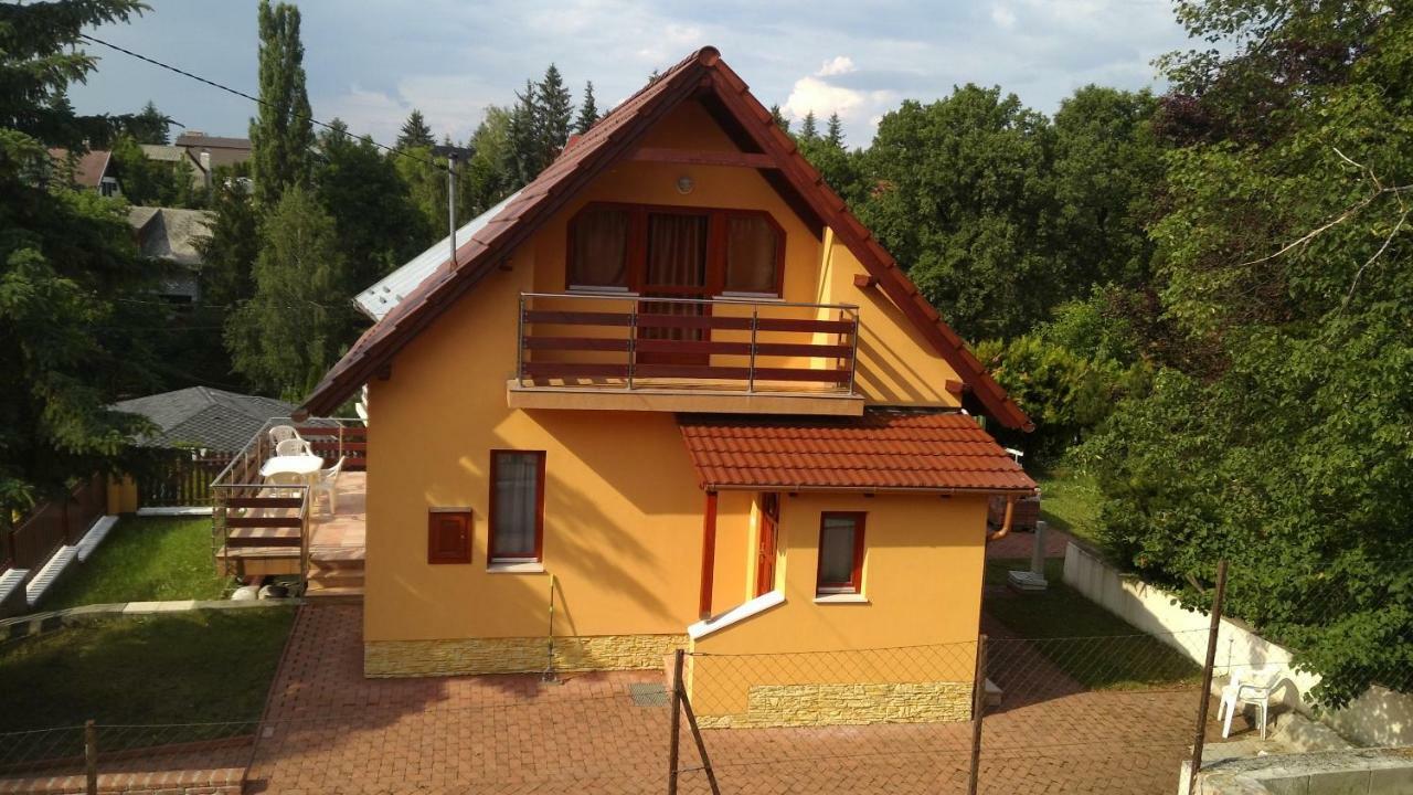 Treasure Deluxe House Apartment Miskolc Exterior photo